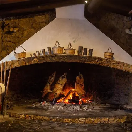 Sa Mandra Alojamento de Turismo Rural *